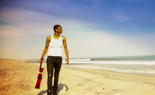 Jessica Betts “Holding On” Music Video